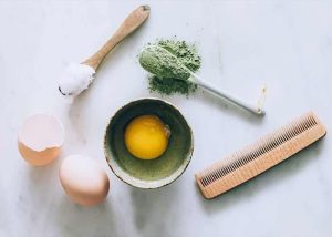 ماسک موی خانگی برای تقویت مو با تخم مرغ
